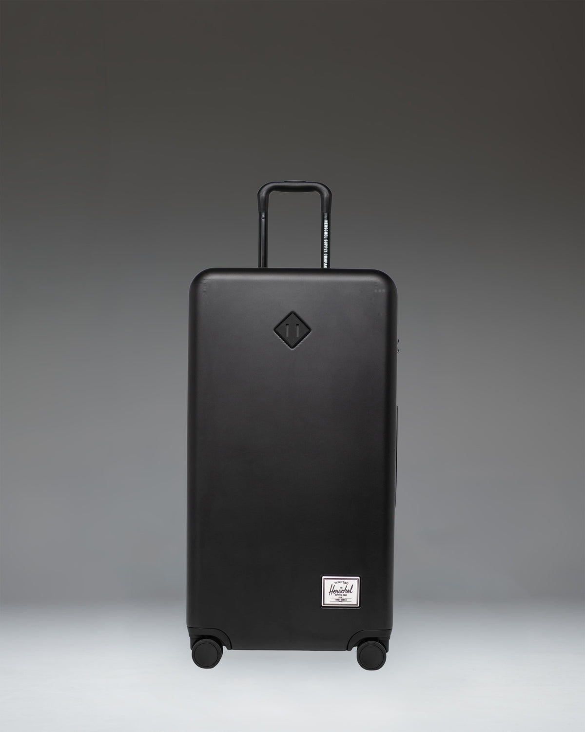 Heritage™ Hardshell Large Luggage - Black