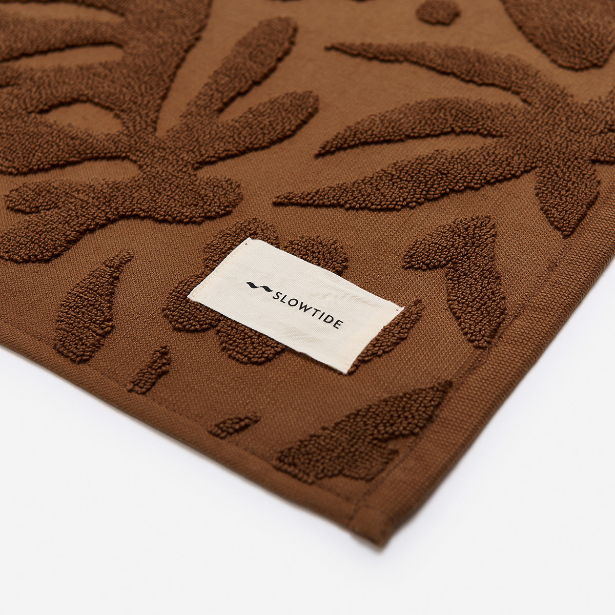 SLOWTIDE  Sunny Sculpted Bath Mat
