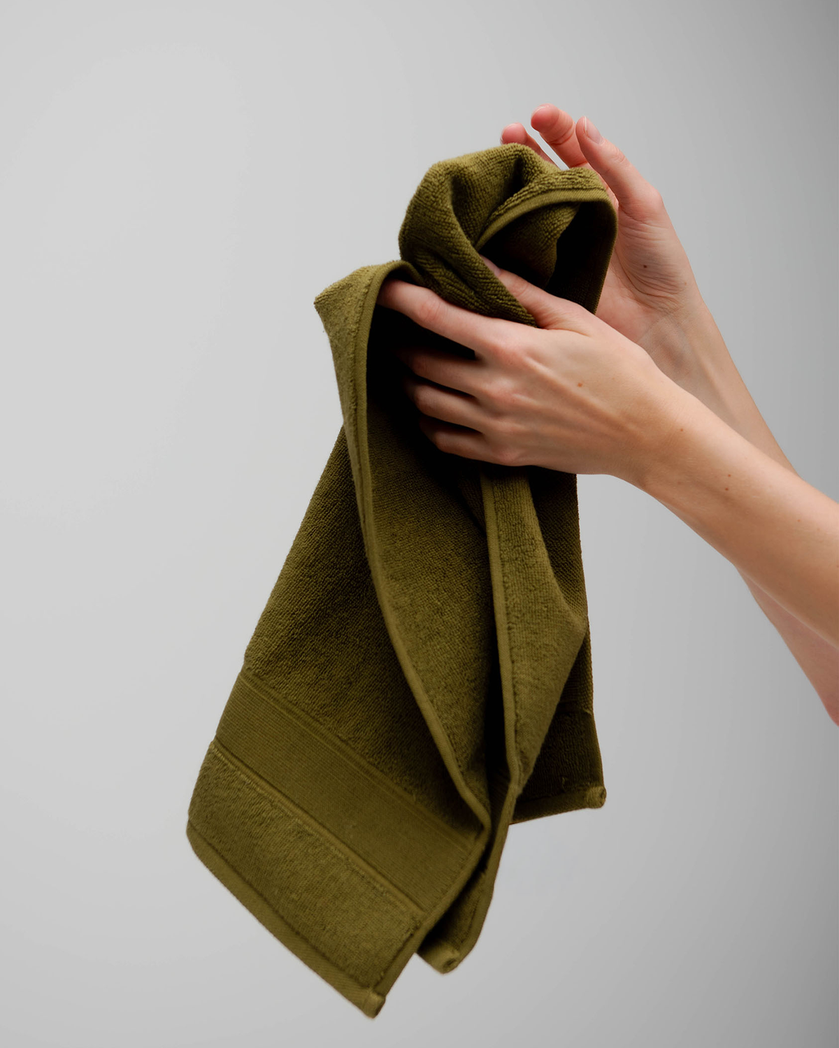 Classic Hand Towel (2-Pack)