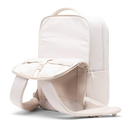 Kaslo Backpack Tech