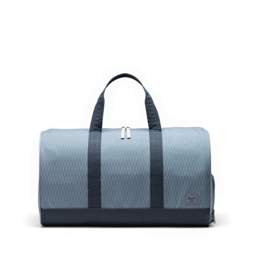 Novel™ Duffle – Blue Mirage Diamond/Sea Storm